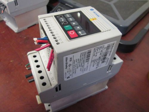 Allen-Bradley Speed Controller 160-BA01NPS1P1 .5HP 3Ph Out: 380-460V 1.2A Used