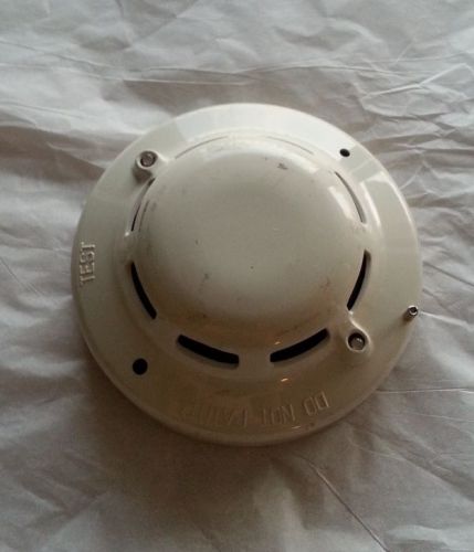 SLR-24V PhotoElectric Smoke Detectors/ Hochiki/ Over 200 in stock!