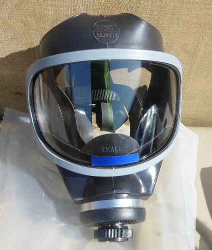 Msa silicone full face gas mask   medium  get ready for  ebola for sale