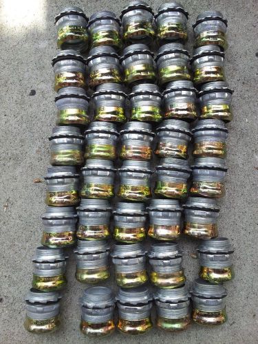 Thomas &amp; Betts 1-1/4&#034; Connector Lot Of 40