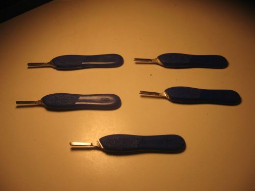 5 PCS. SCALPEL HANDLE #4 W/ BLUE, PLASTIC HANDLE