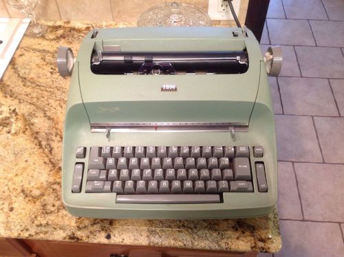 IBM Green Classic Selectric 1 Typewriter for Parts or Repair Stuck Return