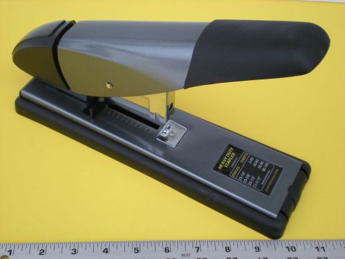 Heavy duty office desktop manual paper stapler new nib for sale