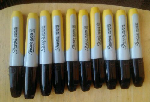 100 Sharpie Professional Permanent Markers Chisel Tip