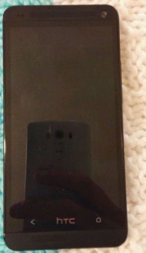 HTC One - 32 GB - Black (Unlocked) Smartphone Cell Phone