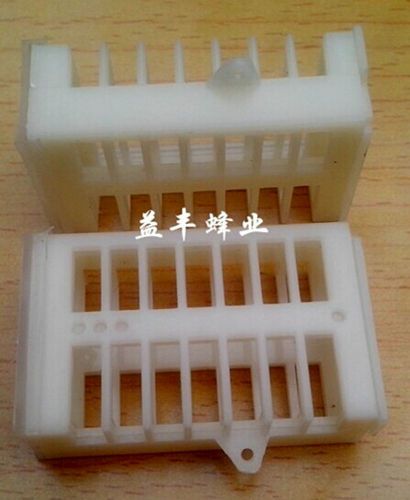 10 PCS Plastic Adjustable Locking Tools Queen Cage Beekeeping Tool