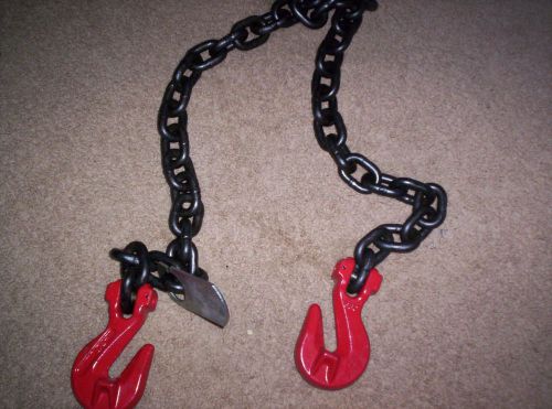 3/8 and 5/16 heavy duty chains with hooks.