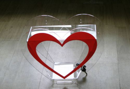 [Small] Love Heart Shaped Premium Acrylic Donation Box with Lock  for Fundraisin