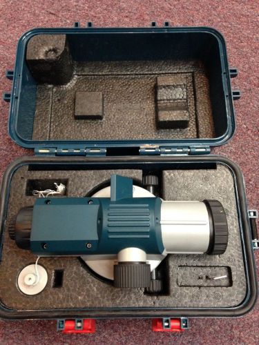 Bosch GOL26 Automatic Optical Level 330Ft 26X Magnification - VERY NICE!