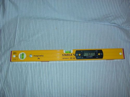 STABILA 24&#034; MAGNETIC ELECTRONIC  LEVEL - TYPE 96-M  - Case - Displays in MM also