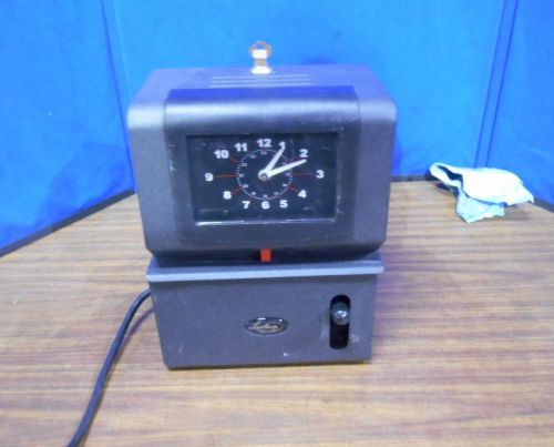 Lathem Heavy-Duty Manual Time Recorder Time Clock Model 2101