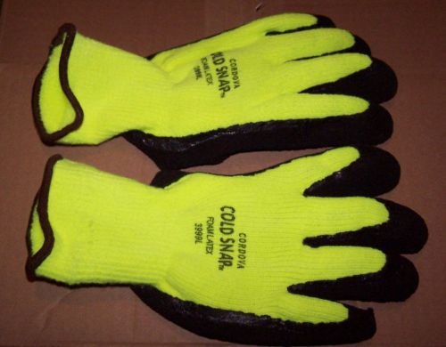 Cordova Cold Snap Black / Yellow Warm Foam Latex Glove - Large 3999L NEW
