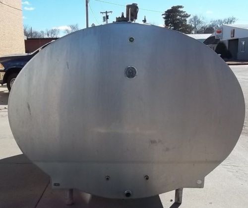 MUELLER 1500 Gallon OH14619 Stainless Steel Bulk Milk Cooling Tank