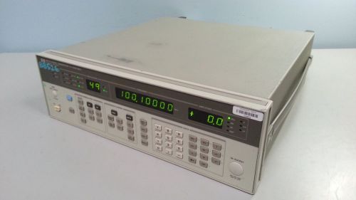 Agilent / HP 8657A Signal Generator + Option 002: 100kHz to 1040MHz