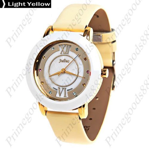 Round Genuine Leather Rhinestones Wrist Quartz Wristwatch Women&#039;s Light Yellow