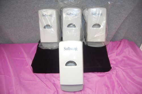 1-Lot of 4 / Softsoap Gray Liquid Soap Dispensers 800 mL (NEW) (#M3900)