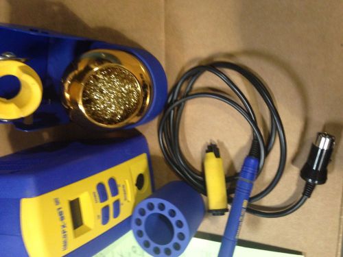 Hakko FX-951 Soldering Station with tip T15-D16 Chisel Type FX9591-66