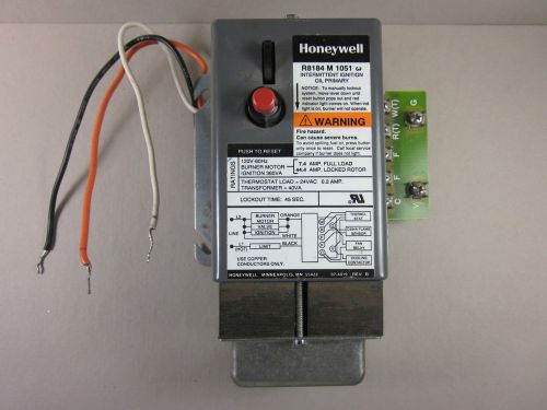 Honeywell R8184 M 1051 Protectorelay Oil Burner Control