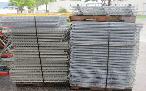 Wire decks / wire surfaces / wire mesh for pallet rack for sale