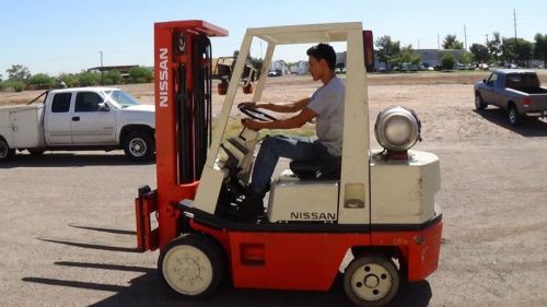 Forklift (19059) nissan kcph02a25pv, 5000lbs cap. triple mast for sale