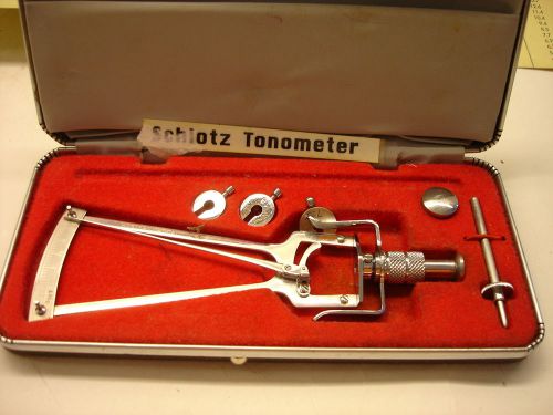 SCHIOTZ TONOMETER IN CASE