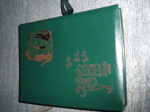 SEE NO EVIL-HEAR NO EVIL 1950S VINYL ACCORDIAN BILLS PLANNER-HOLDER-GREAT ITEM