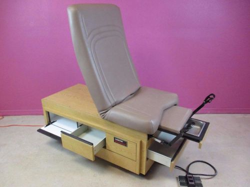 Hamilton ob/gyn hydraulic electric power exam table chair with foot switch for sale