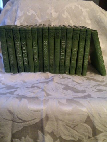 16 Vintage Penn publishing company Books 6&#034; x 4 1/2&#034; green