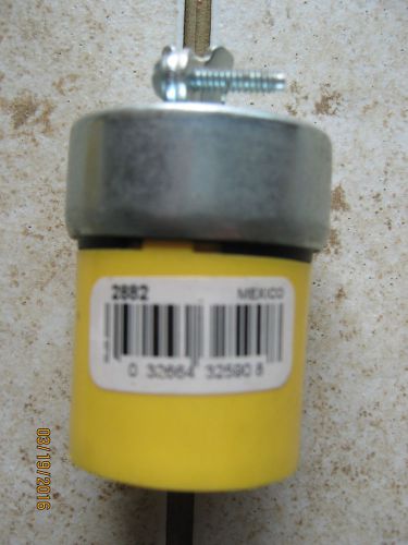 New Cooper 15A 125V Vinyl Armored Connector 1-15R Yellow 2 Prong 2882