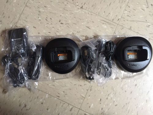 Motorola BPR40 Mag One Two Units Rapid Rate Charger Kit PMLN5048AR / PMLN5041A