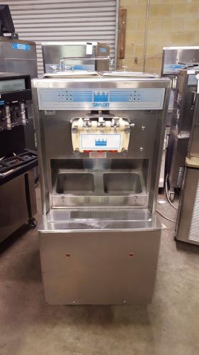 Taylor 774 soft serve frozen yogurt ice cream machine 3ph water fully working for sale
