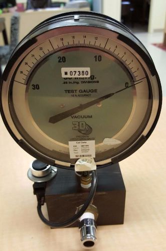 30 PSI Pressure/Vacuum Gauge by 3D Instruments PN 25254-21C51    0.50% Accuracy