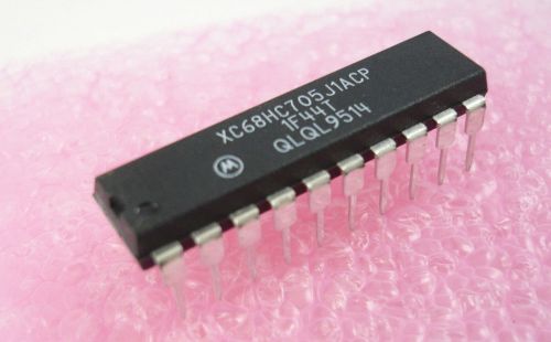 XC68HC705 KJ1CP Motorola CPU, MCU &amp; microcontroller IC B7-T16