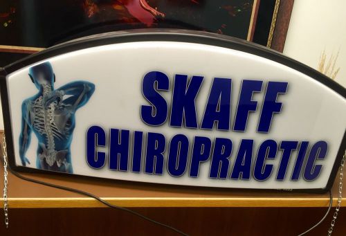 DynaLite Signtronix 40&#034; x 18&#034; Lighted Sign, Chiropractic, Order New Panel Save $