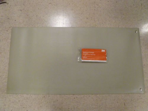 3M 8213 Static Control Table Mat, Gray, 2&#039;x 4&#039;, with Accessory Pack