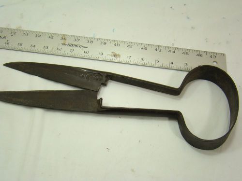 Antique I &amp; H SORBY &#034;SHEAR STEEL&#034; shears Hanging Sheep - Victoria&#039;s Crown