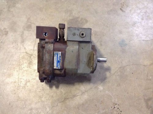 Oilgear PVWW-20-LDFY-CNNNTK-AT Hydraulic Pump PVWW20LDFYCNNNTKAT