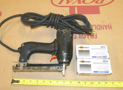 Duofast ENC-5418-B Carpet Pro electric staple gun with 2 boxes staples