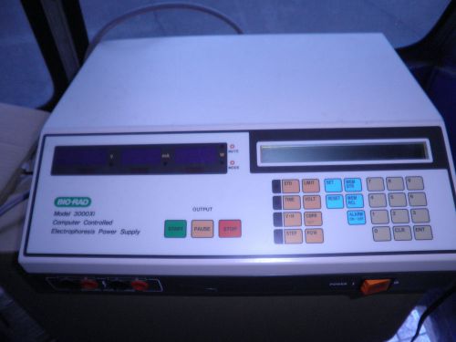 Bio-Rad Model 3000Xi Computer Controlled Electrophoresis Power Supply Powers Up