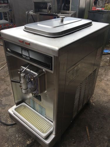 Taylor 390 -27 Margarita Frozen Drink Beverage Machine 208v 1Ph Air Cooled