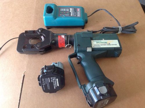 Greenlee ESG45GL Cable Cutter With New Batteries