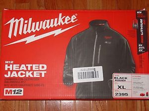 Milwaukee 2395-xl M12 12V Cordless Black Heated Jacket Kit, Size X-Large