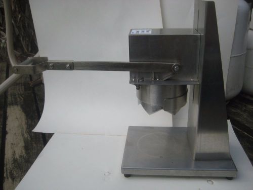 EDLUND CROWN PUNCH MANUAL CAN OPENER 603