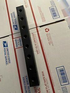 Polyconn M20-375-8 Air Manifold, 8 Out Connections, Material: Aluminum 12&#034; Long