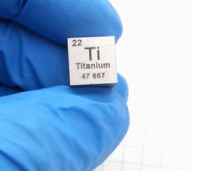 Titanium metal periodic phenotype cube, side length 10mm,  4.57g Ti99.5%