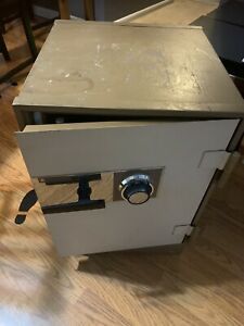 MEILINK Fire Resistant Safe - Vintage