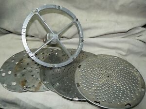 Hobart Pelican Head Shredder Grater Wheel with 5 Discs for #12 Hub Attachment