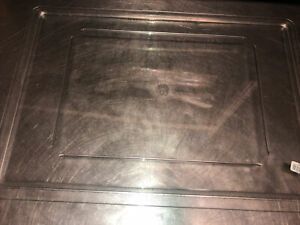 NOS Cambro (1826CCW135) Full Size Flat Food Box Lid - Camwear