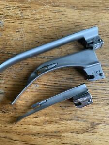 Lot Of 3 Welch Allyn Assorted Laryngoscope Blades 68482 69483 685 1 Lights Look