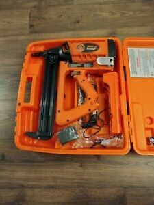 RAMSET TF1200 TRAKFAST FASTENER GUN, BRAND NEW, 2 BATTERIES, CHARGER, FREE SHIP